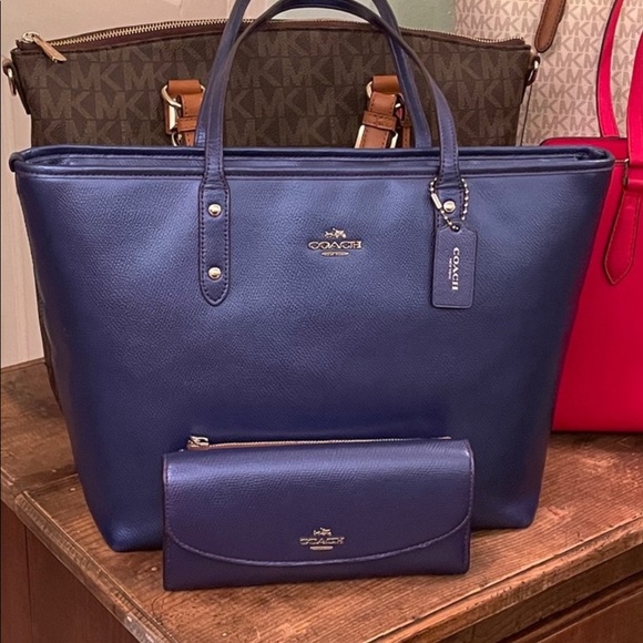 Coach Handbags - Metallic City Tote & wallet